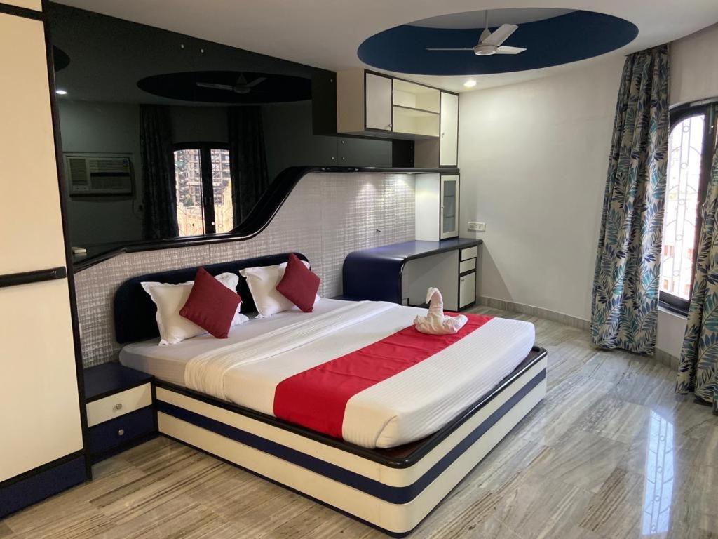The Aster Heritage 3* Kolkata