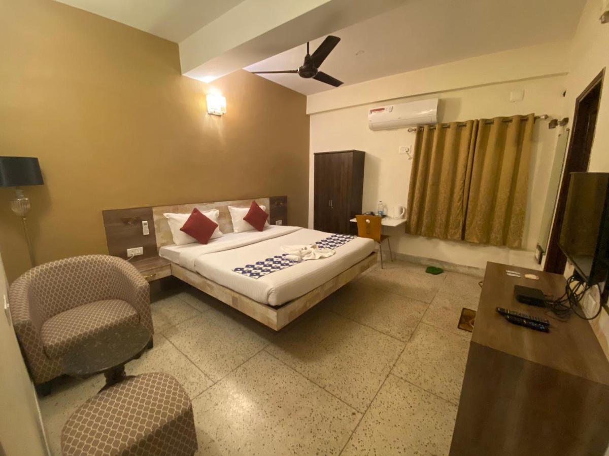 The Aster Heritage Kolkata